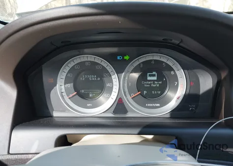 2013 Volvo Xc60 3.2 from USA, damaged, VIN YV4952DL4D2441811